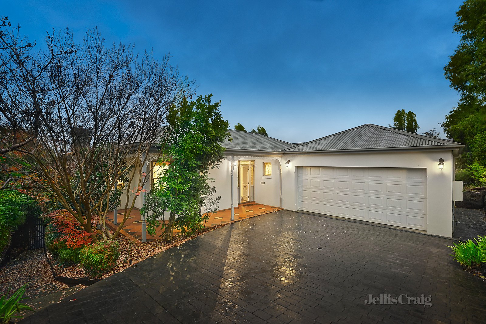 10 Catherine Avenue, Doncaster East image 1