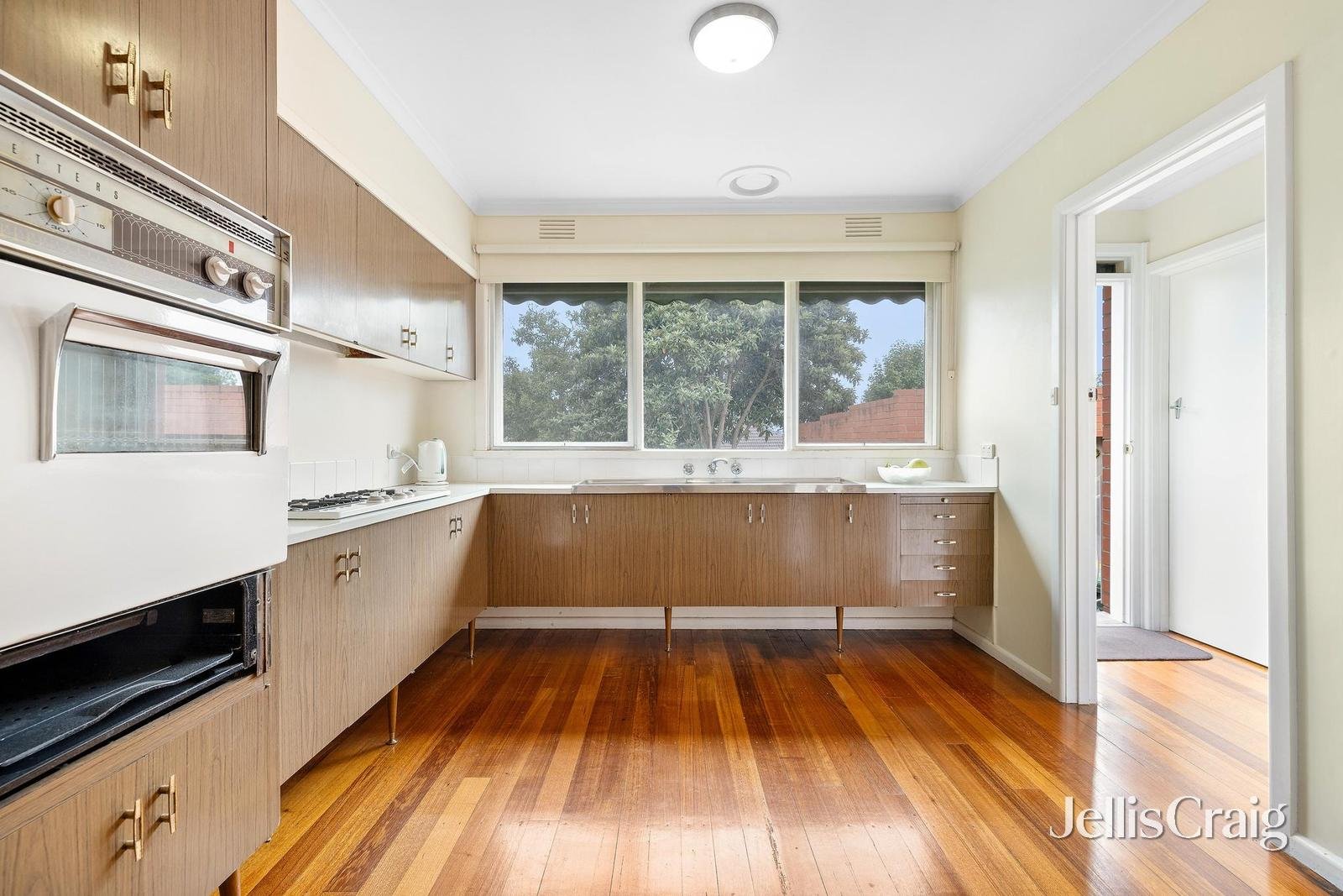 10 Chamberlin Court, Blackburn&nbsp;South image 6