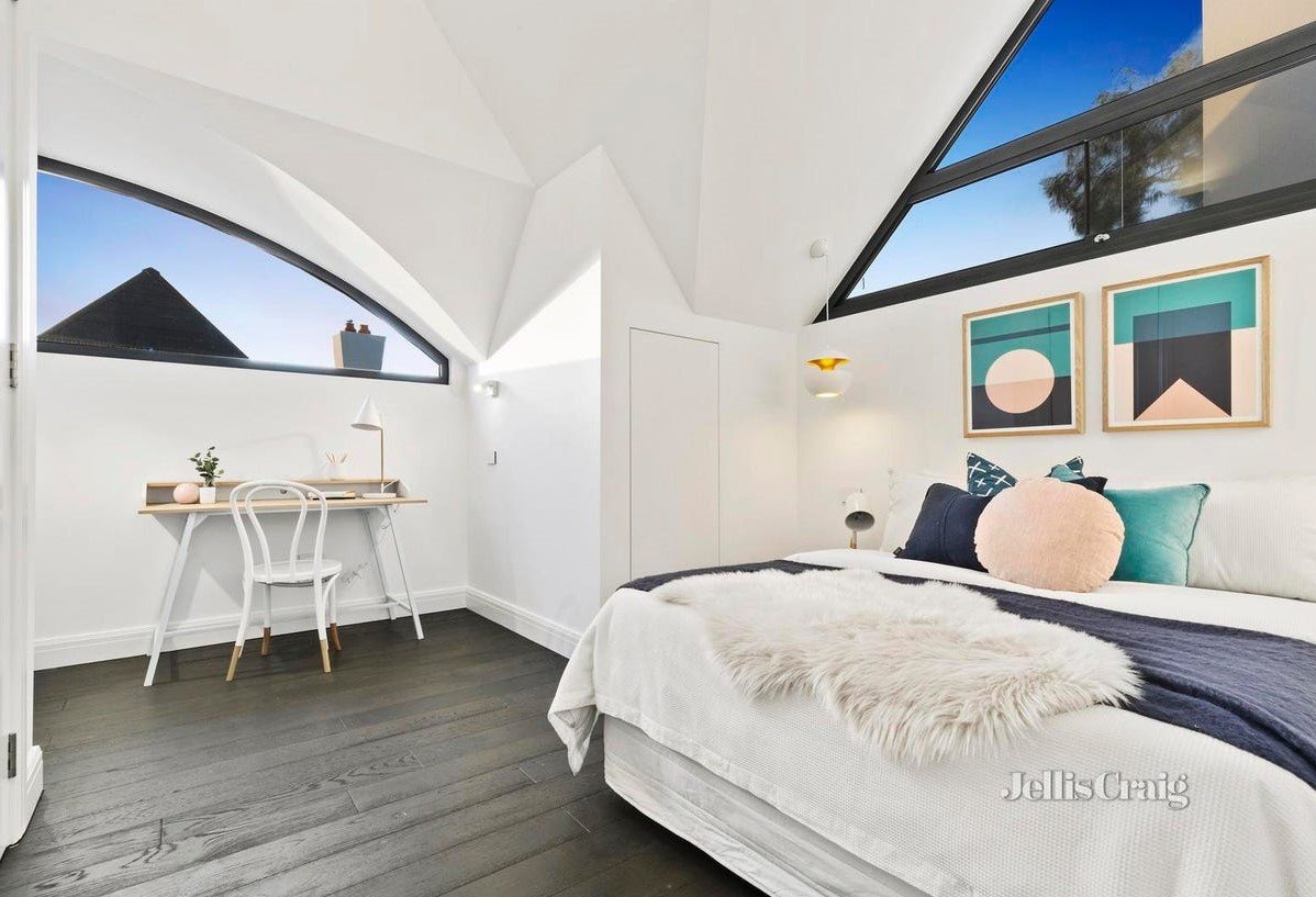 10 Claire Street, Mckinnon image 13