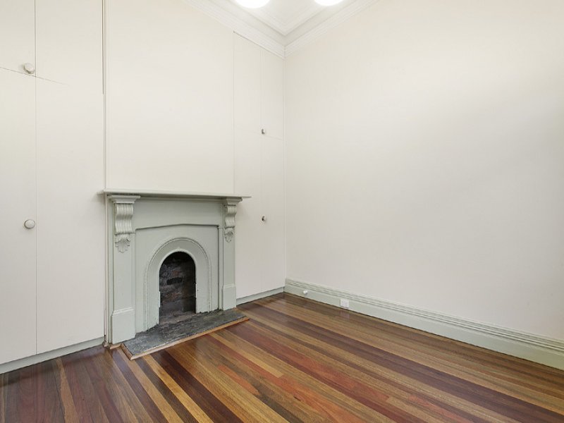 10 Clarendon Place, South Melbourne image 4
