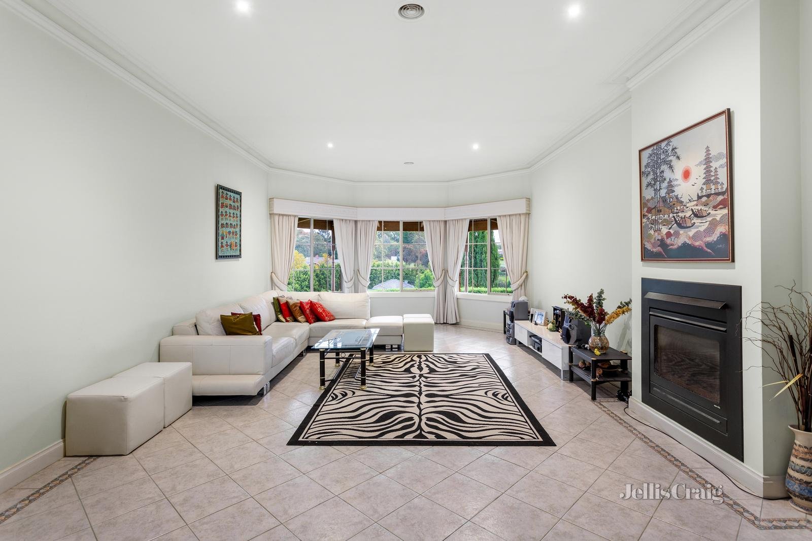 10 Clematis Court, Warrandyte image 3