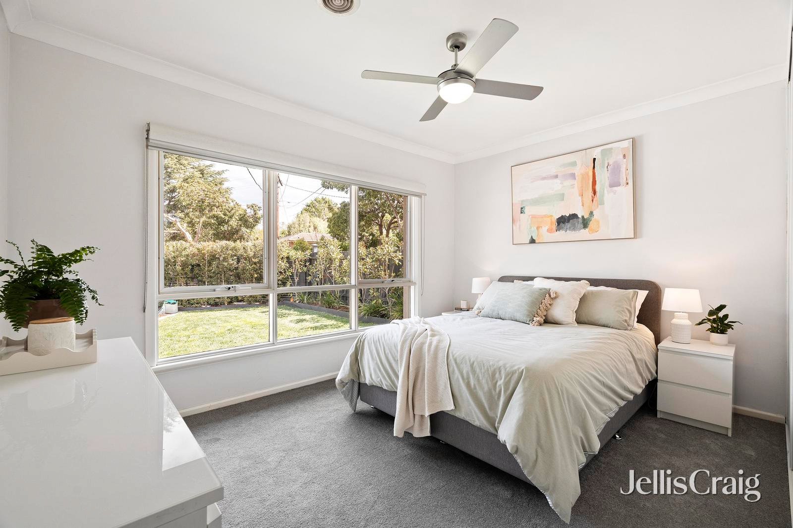 10 Clement Crescent, Croydon image 5