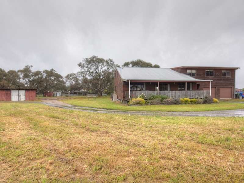 10 Coppards Road, Newcomb image 1