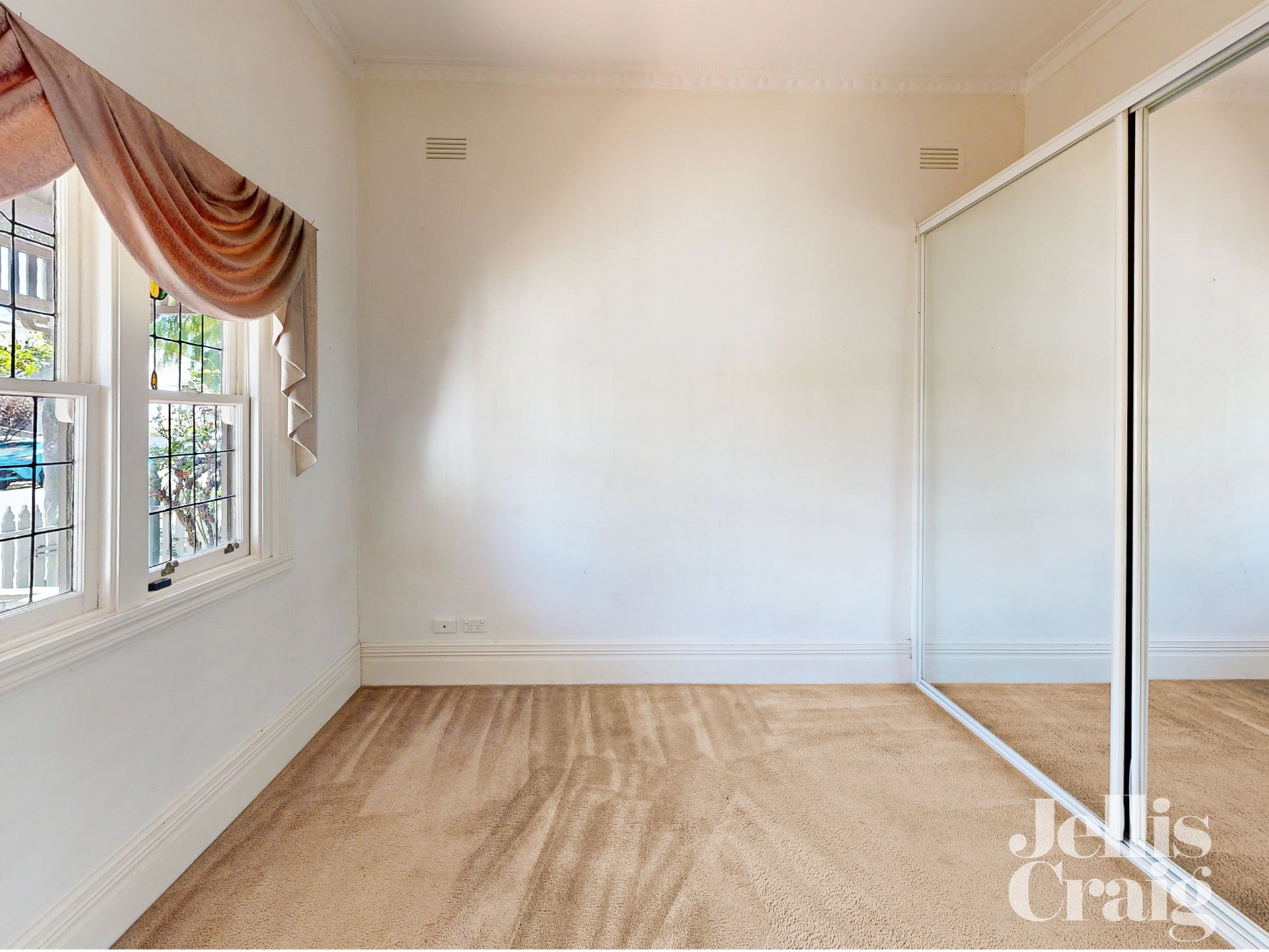 10 Coronet Street, Flemington image 9