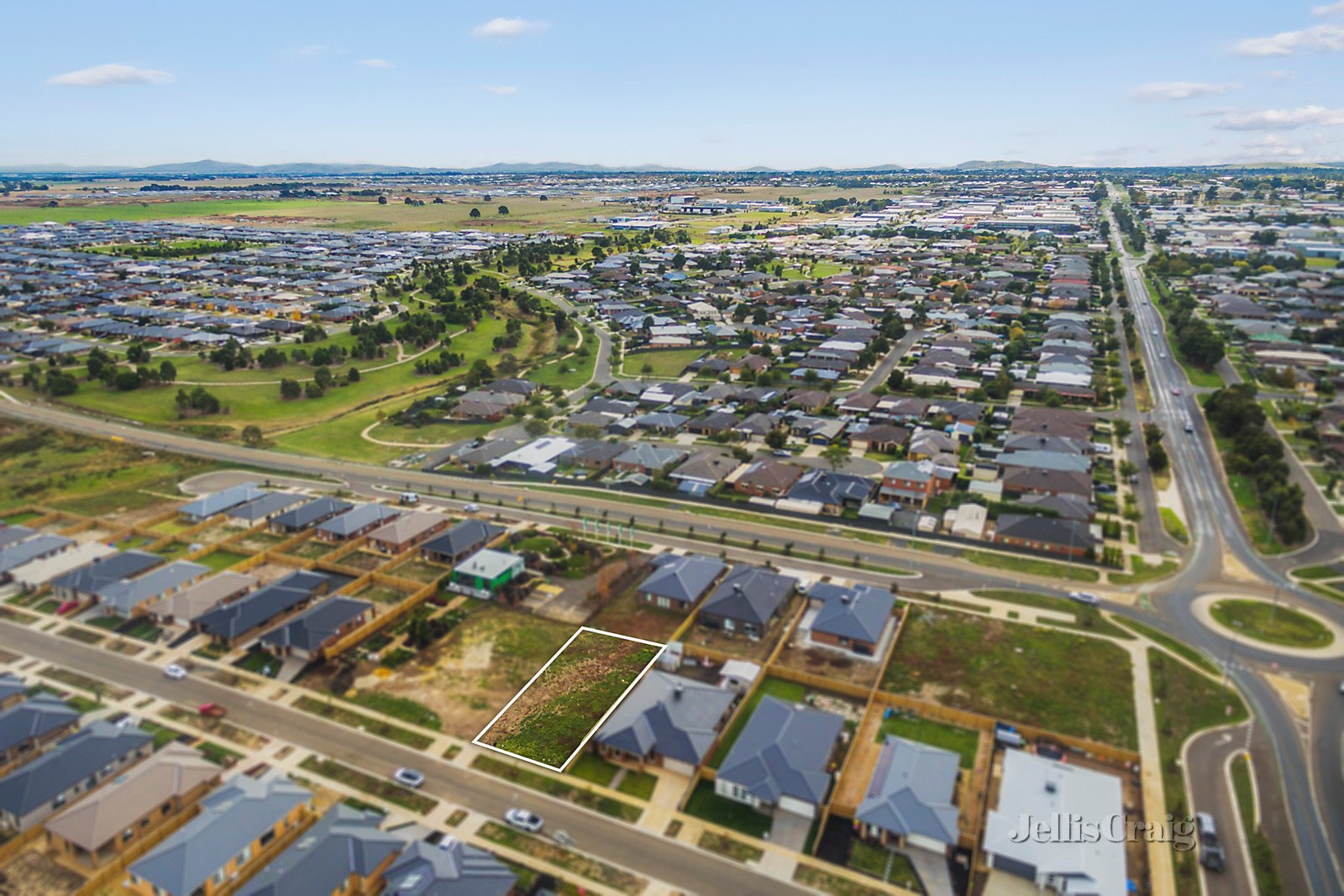 10 Cortina Drive, Winter Valley image 2