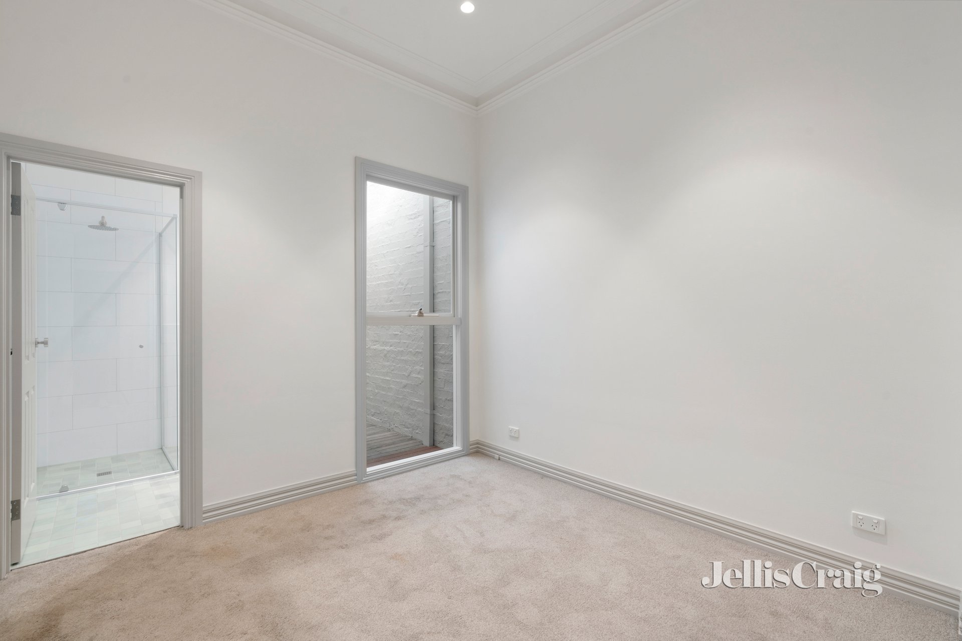 10 Cotter Street, Richmond image 6