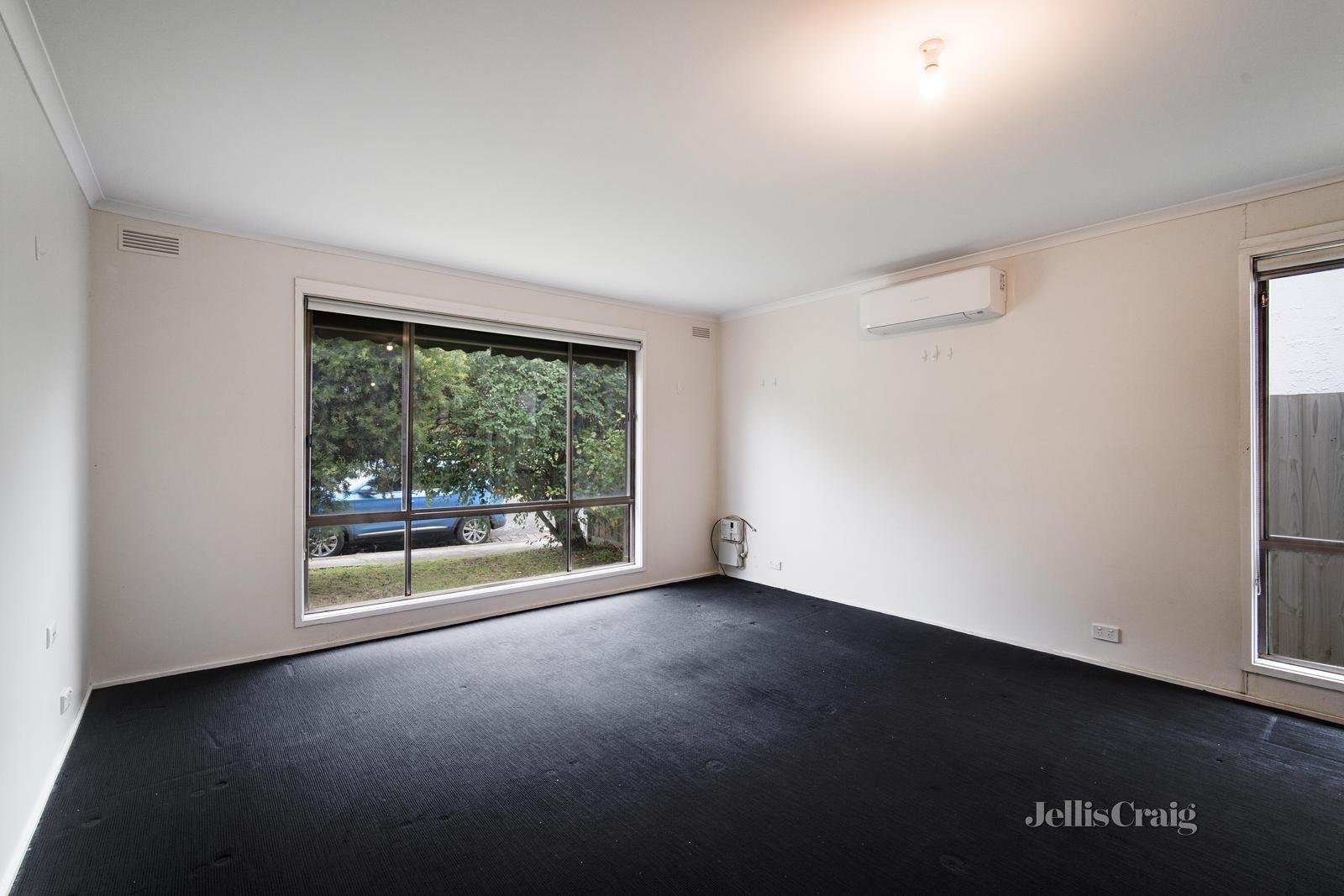 10 Cowan Street, Lake Wendouree image 6