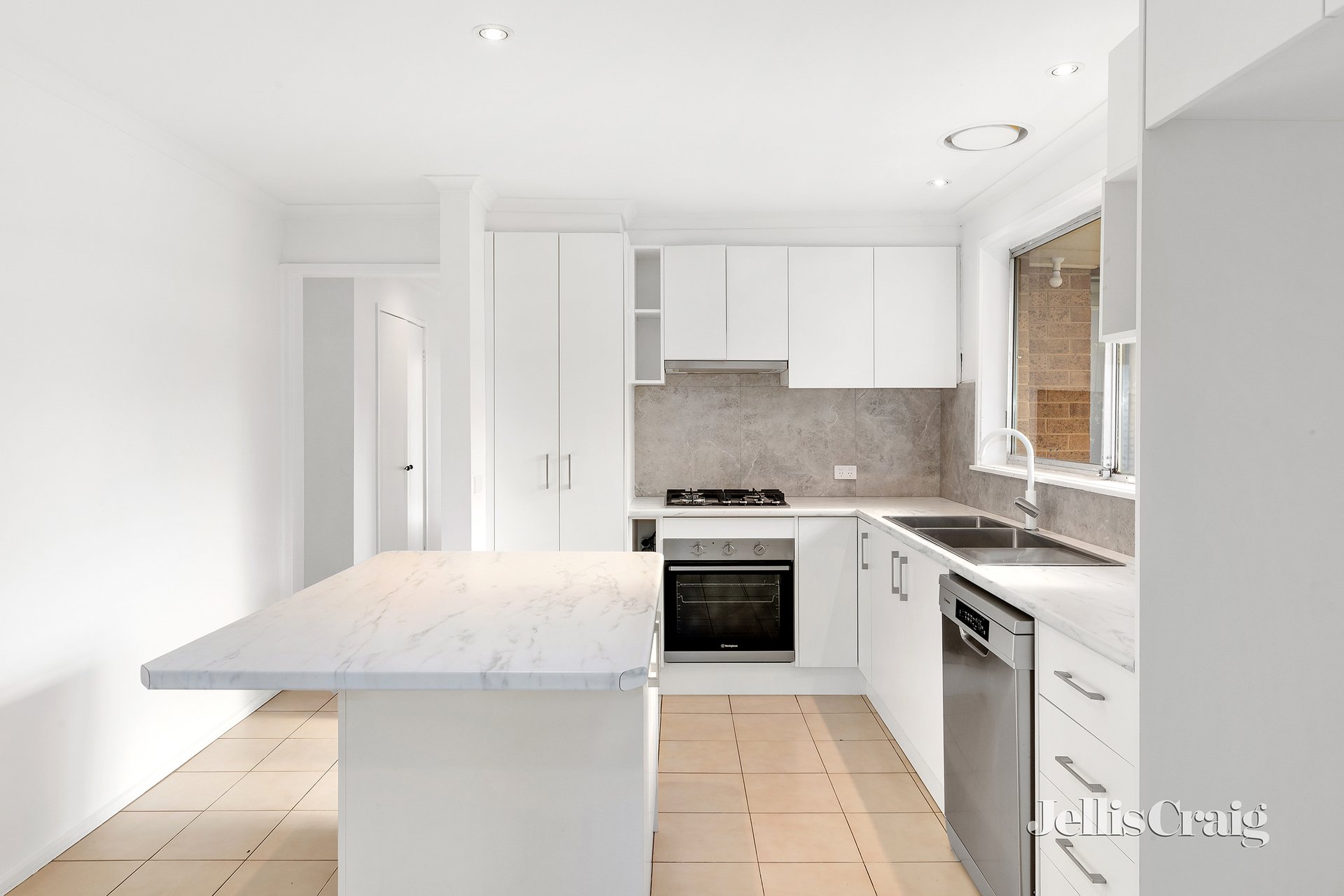 10 Cranley Place, Thomastown image 4