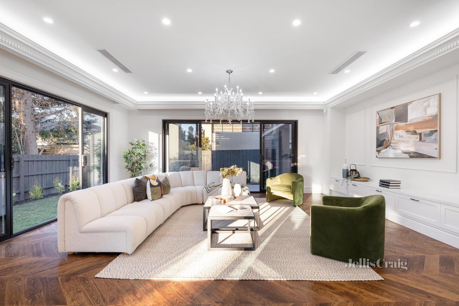 10 Crown Street, Glen Waverley image 6
