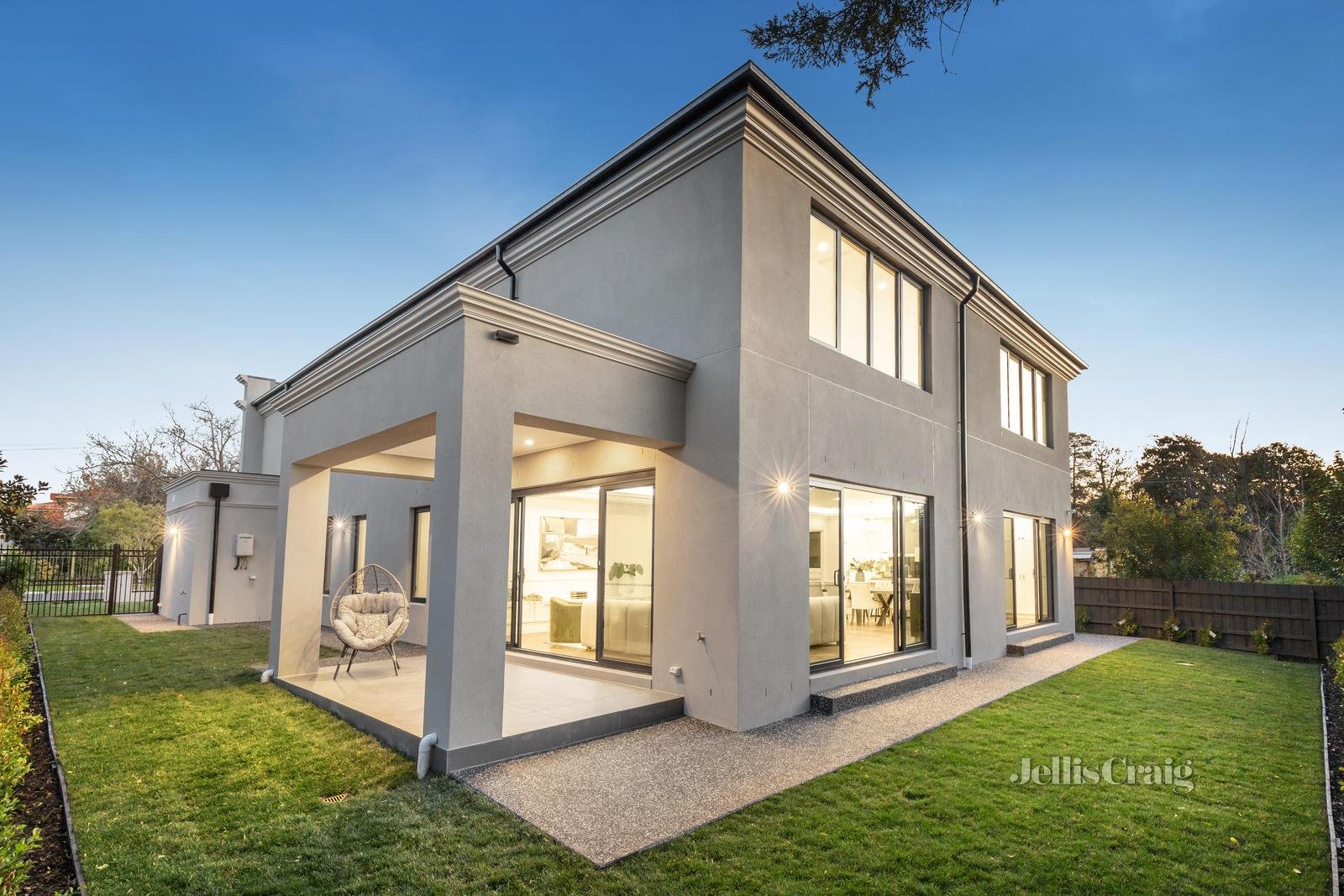 10 Crown Street, Glen Waverley image 20
