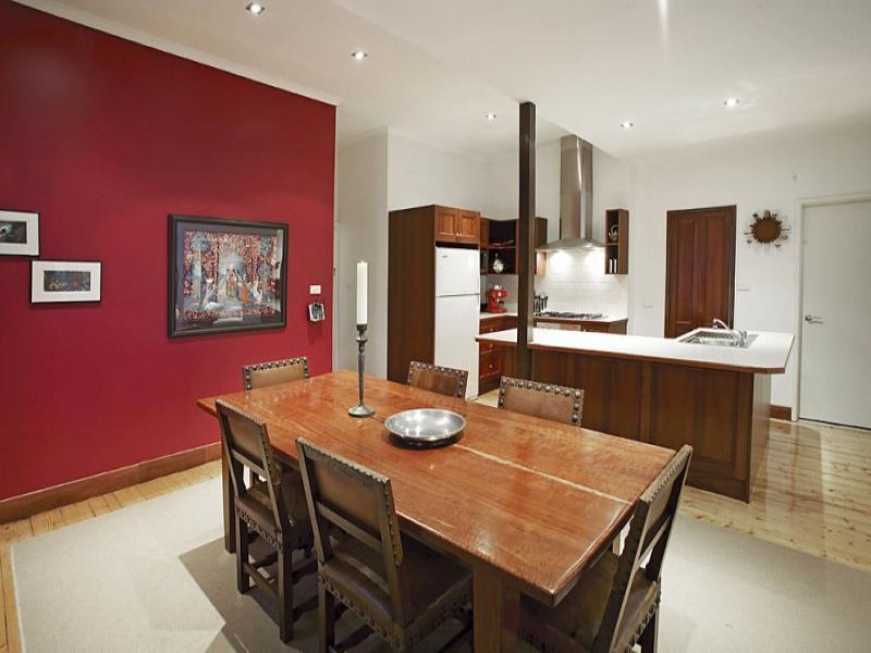 10 Curlewis Street, Mont Albert image 3