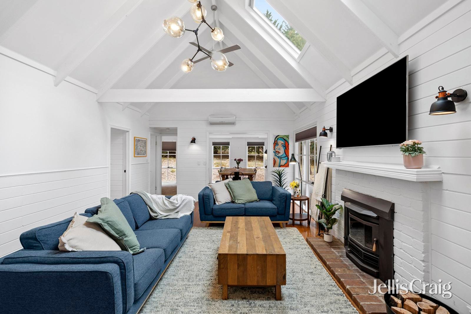 10 Dafter Road, Woodend image 4
