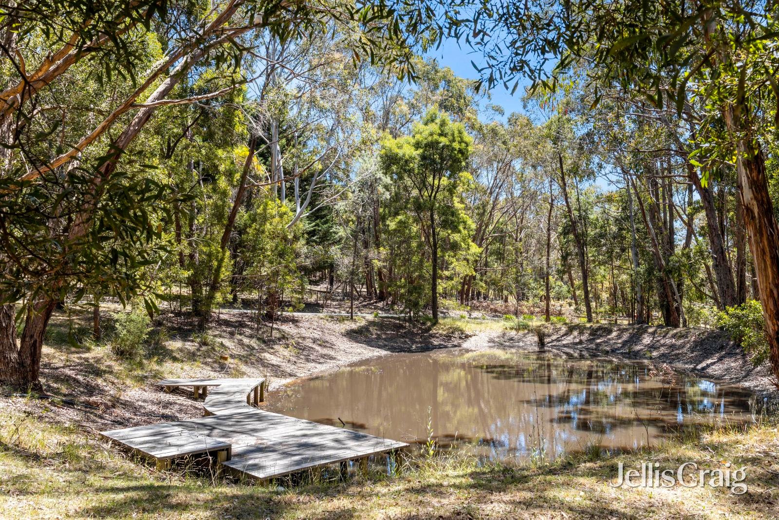 10 Dafter Road, Woodend image 22