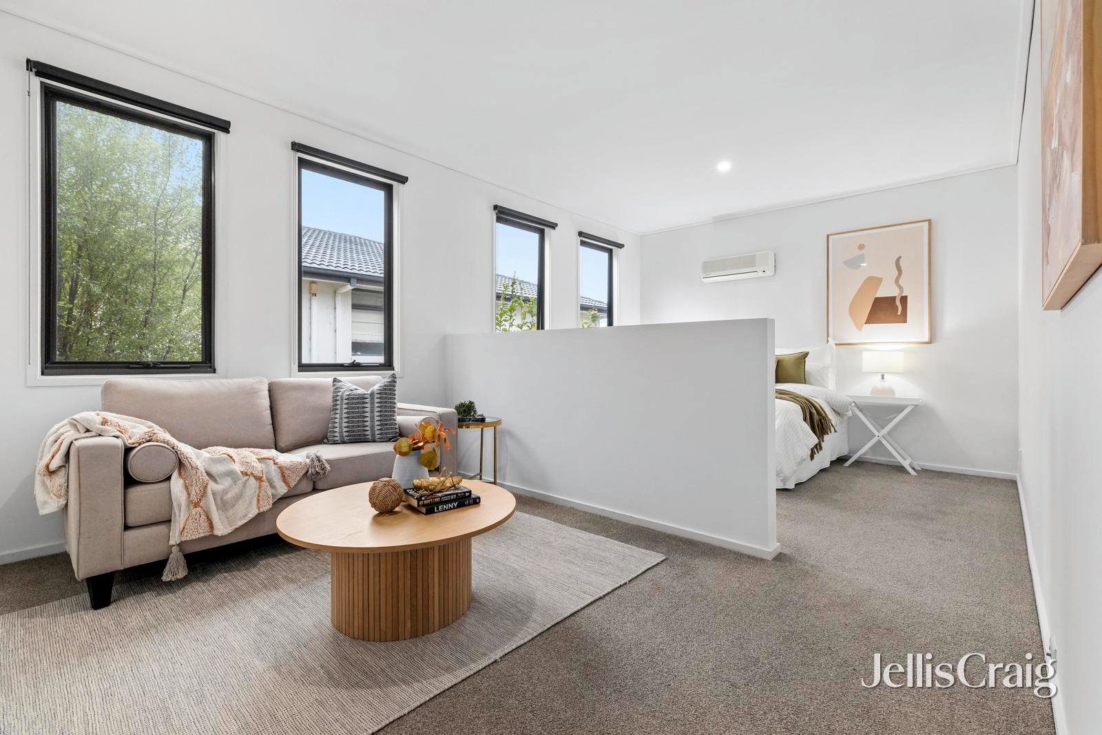 10 Deirdre Street, Glen&nbsp;Waverley image 7