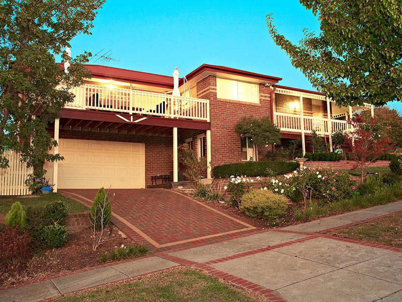 10 Delamere Drive, Chirnside Park image 12