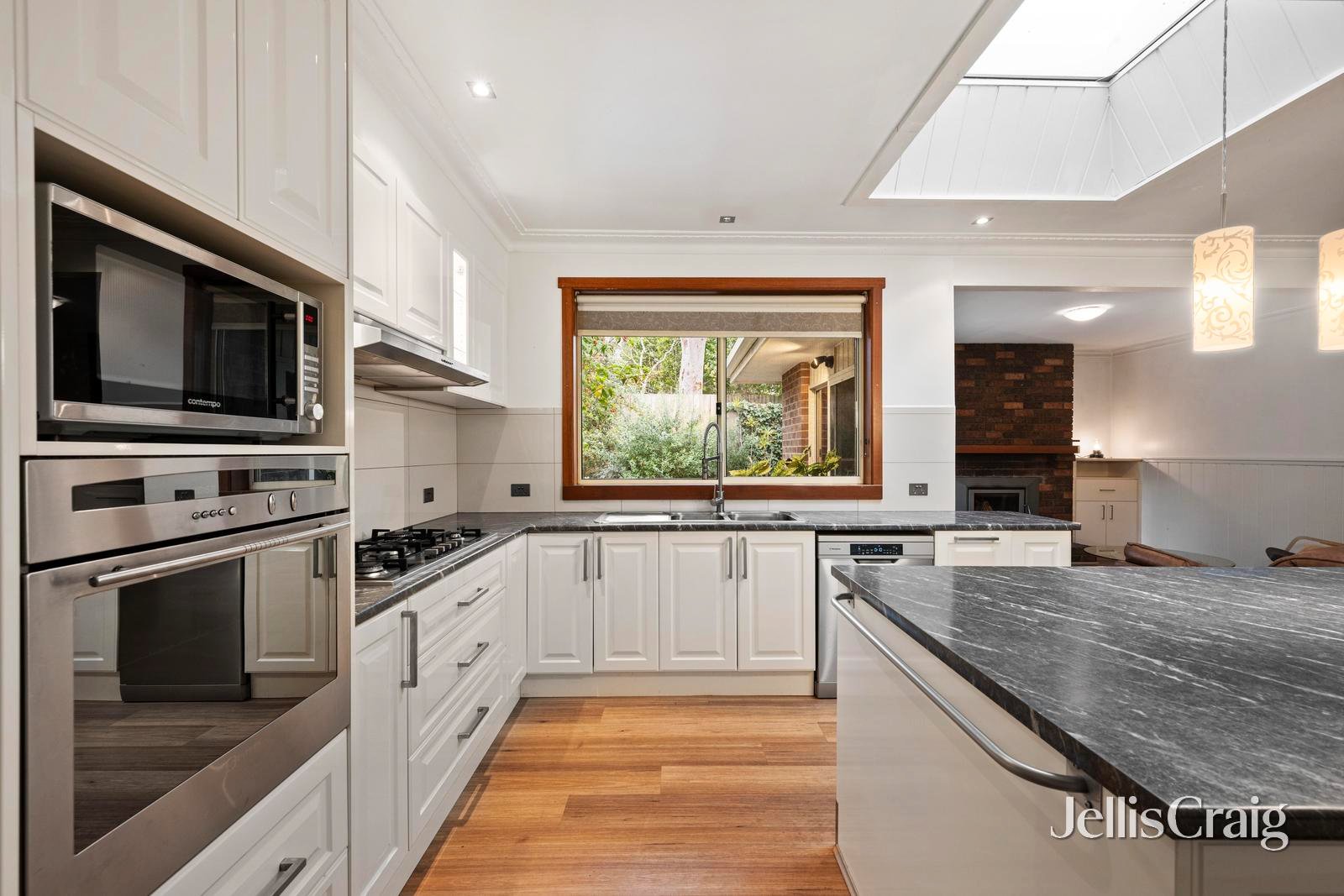 10 Doreen Court, Montrose image 5