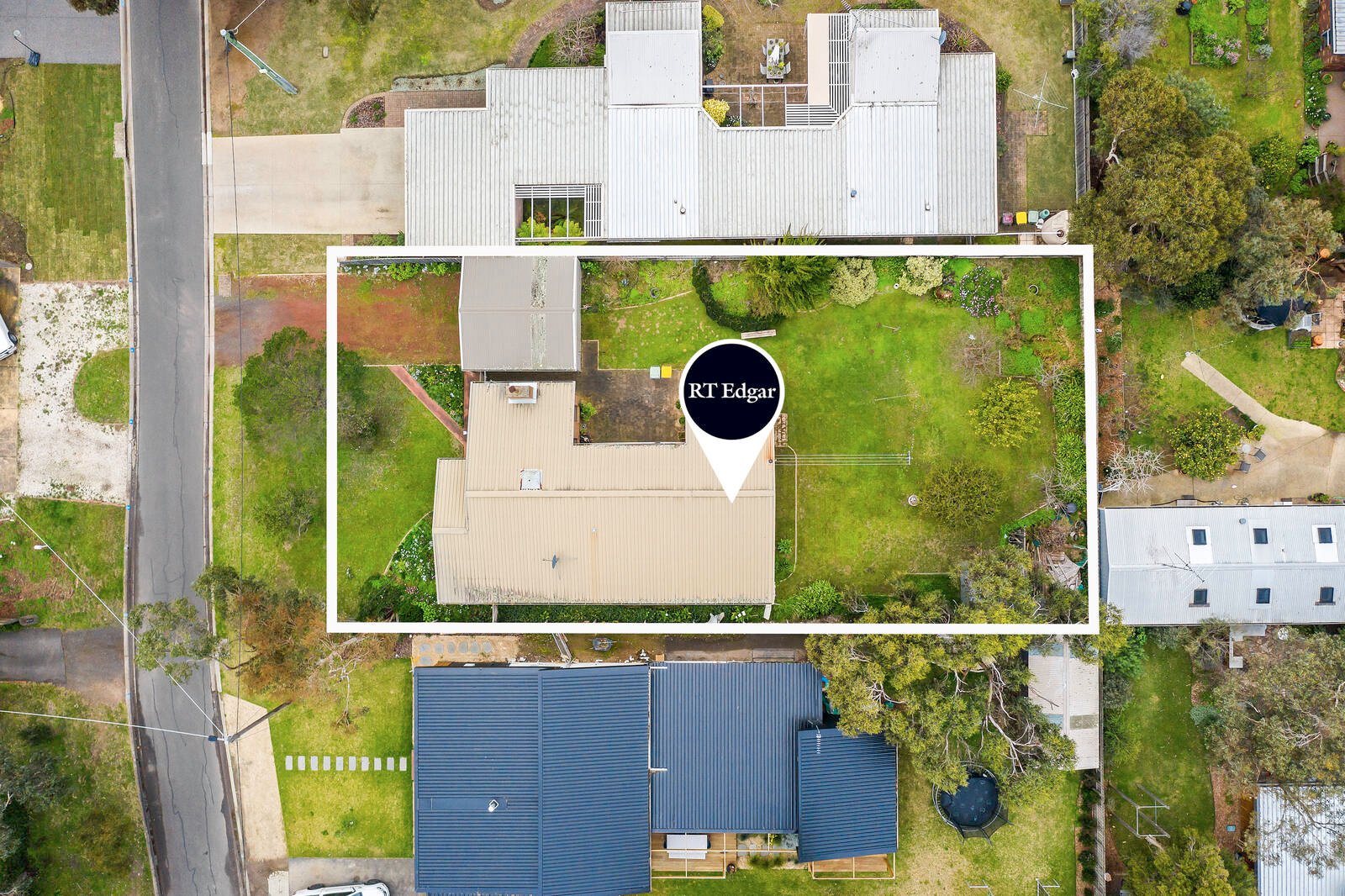 Property Gallery Thumbnail 9