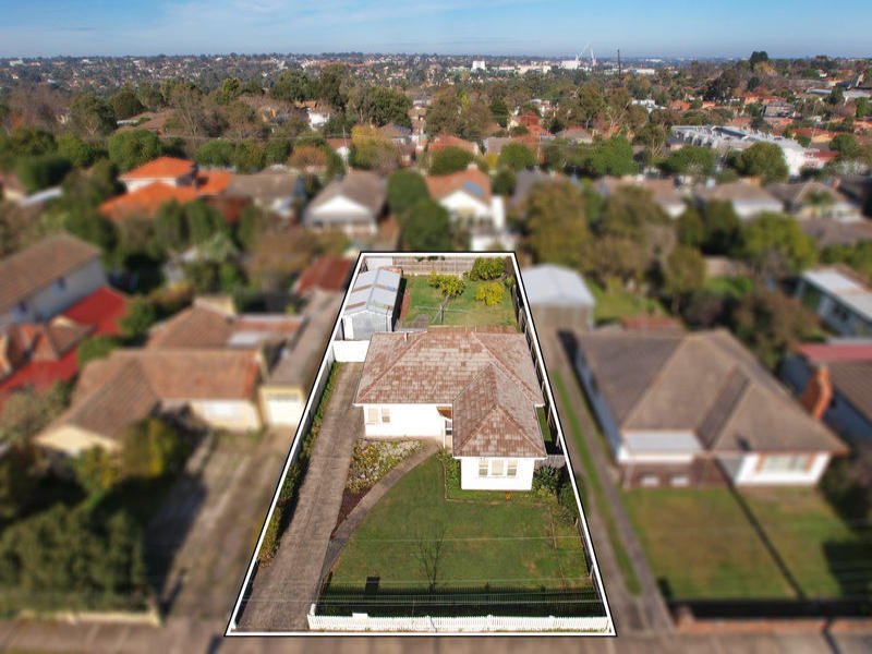 10 Duncan Street, Box Hill South image 3