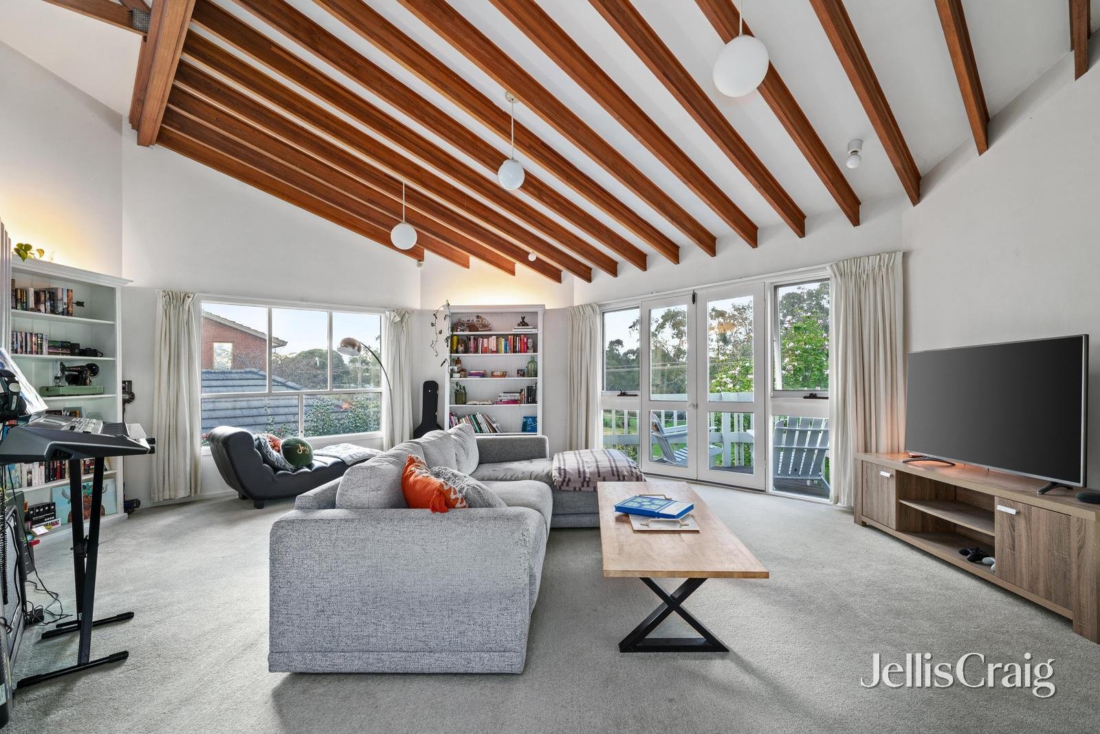 10 Dunluce Court, Viewbank image 3