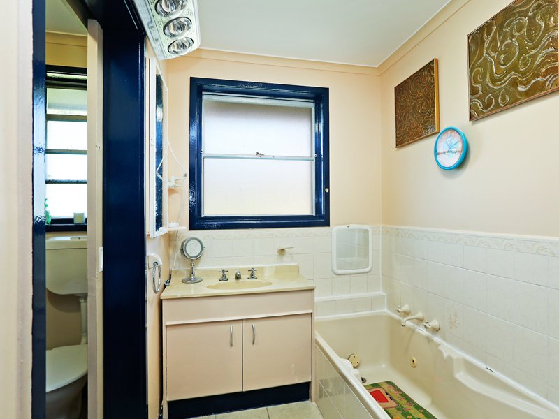 10 Durham Court, Corio image 6