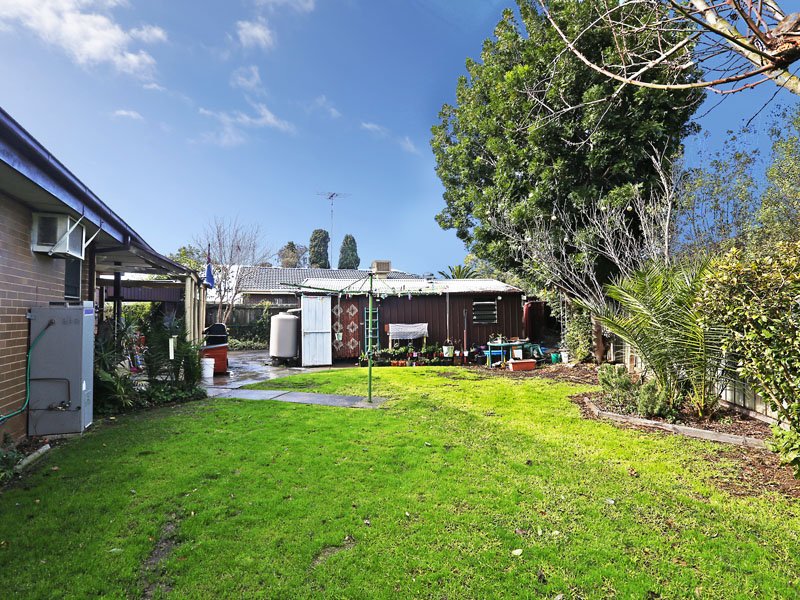 10 Durham Court, Corio image 8