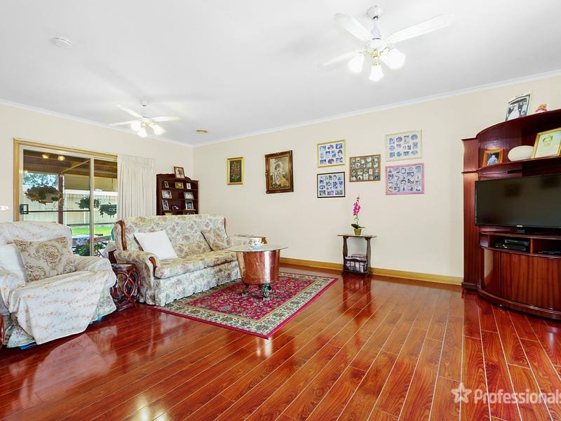 10 Elana Court, Croydon North image 7