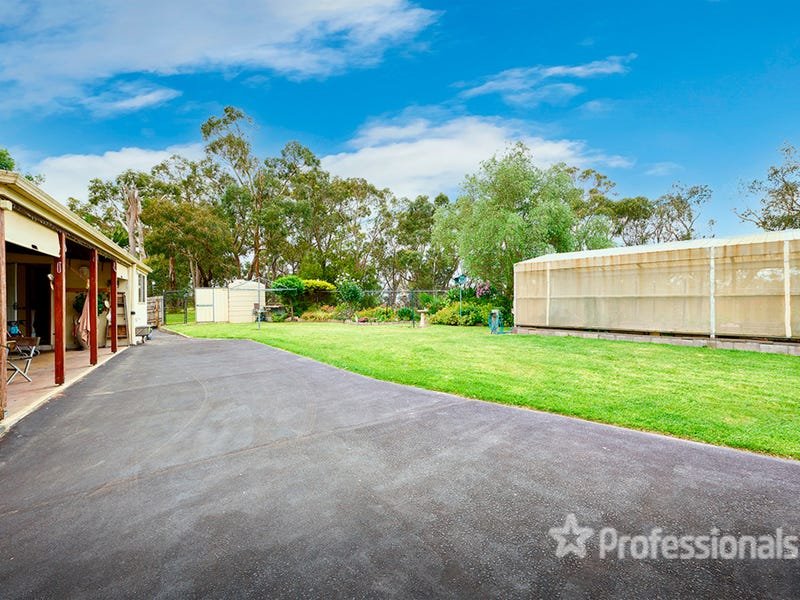 10 Elana Court, Croydon North image 25