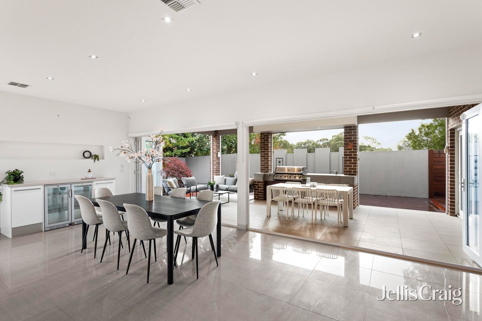 10 Emerald Rise, Templestowe image 4