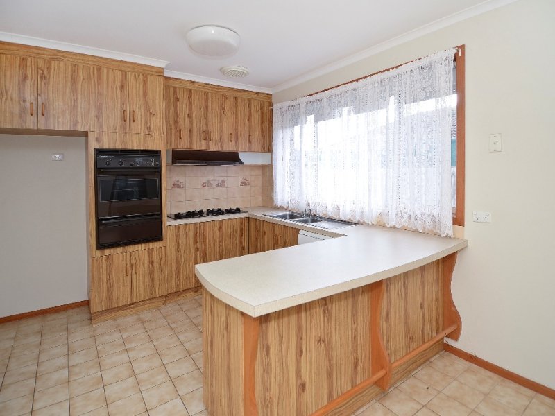 10 Enbrook Court, Grovedale image 3
