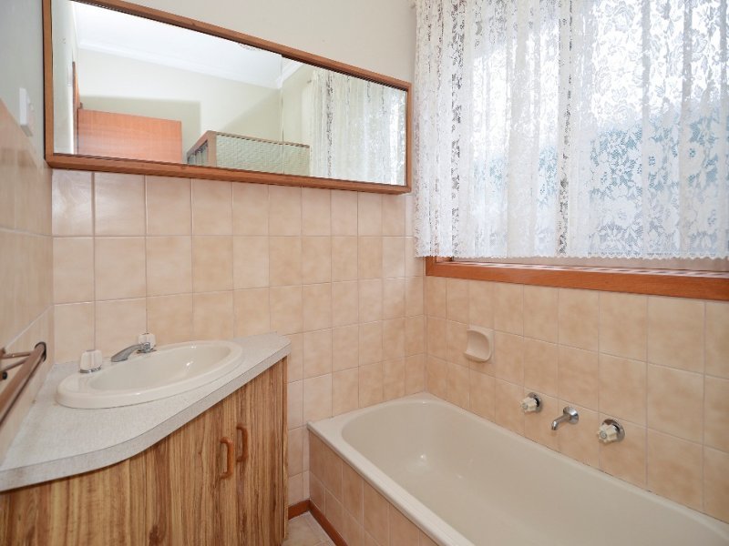 10 Enbrook Court, Grovedale image 6