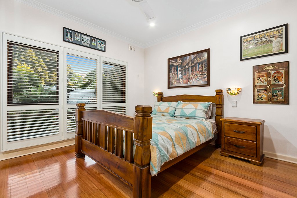 10 Eram Road, Box Hill North image 6