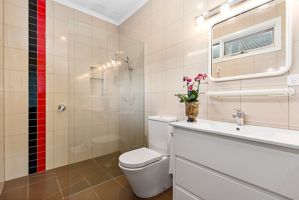 10 Eram Road, Box Hill North image 8
