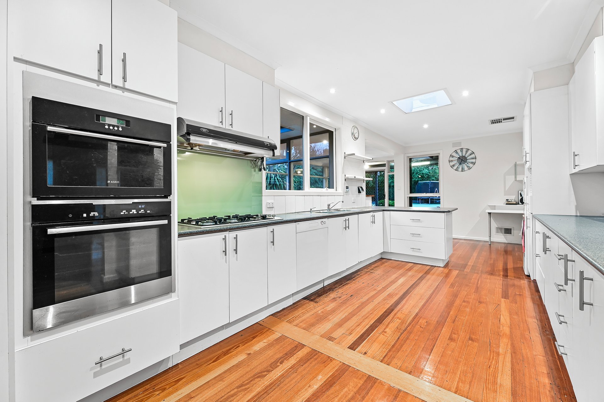 10 Eriden Close, Glen&nbsp;Waverley image 2