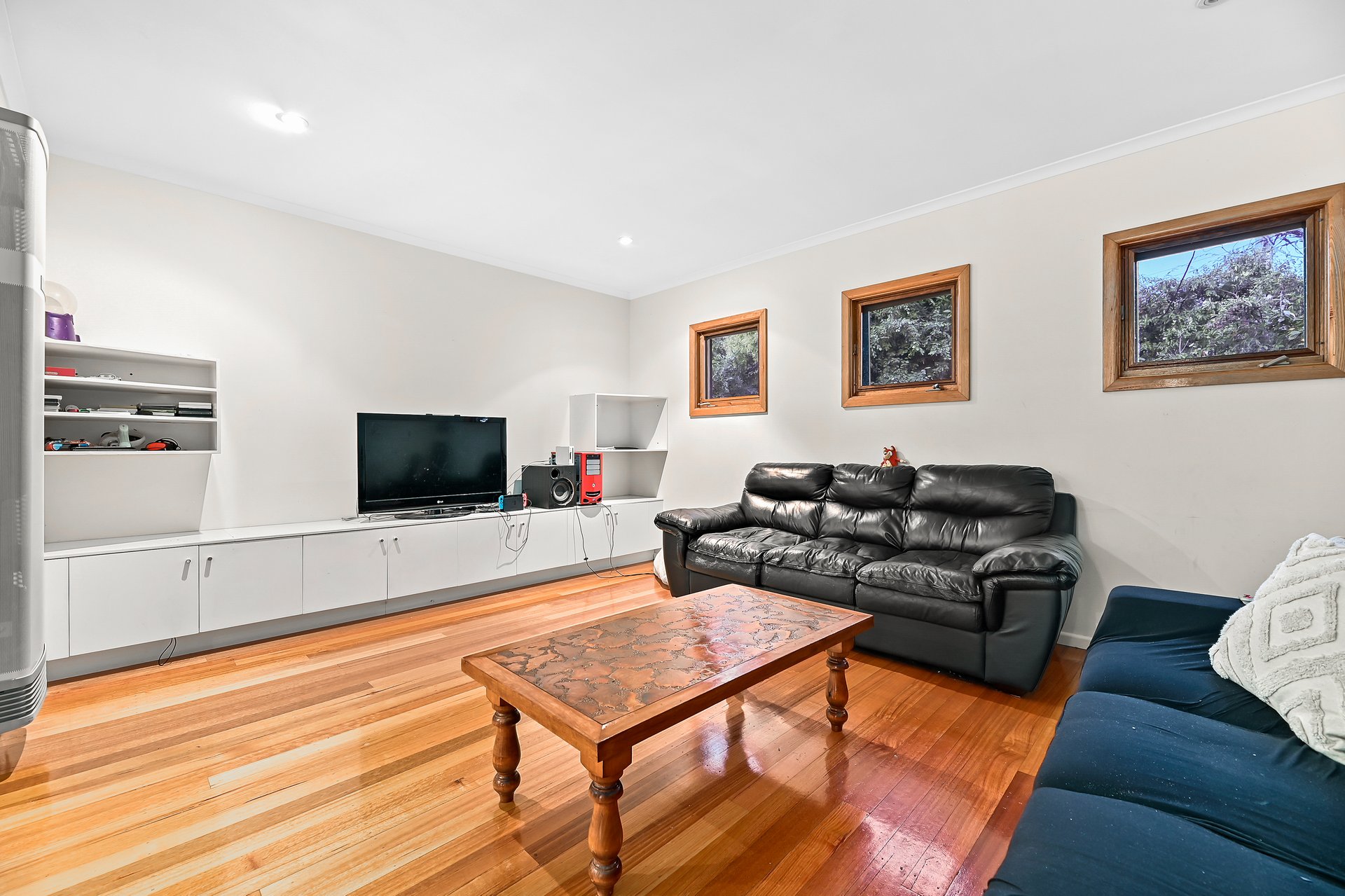 10 Eriden Close, Glen&nbsp;Waverley image 3