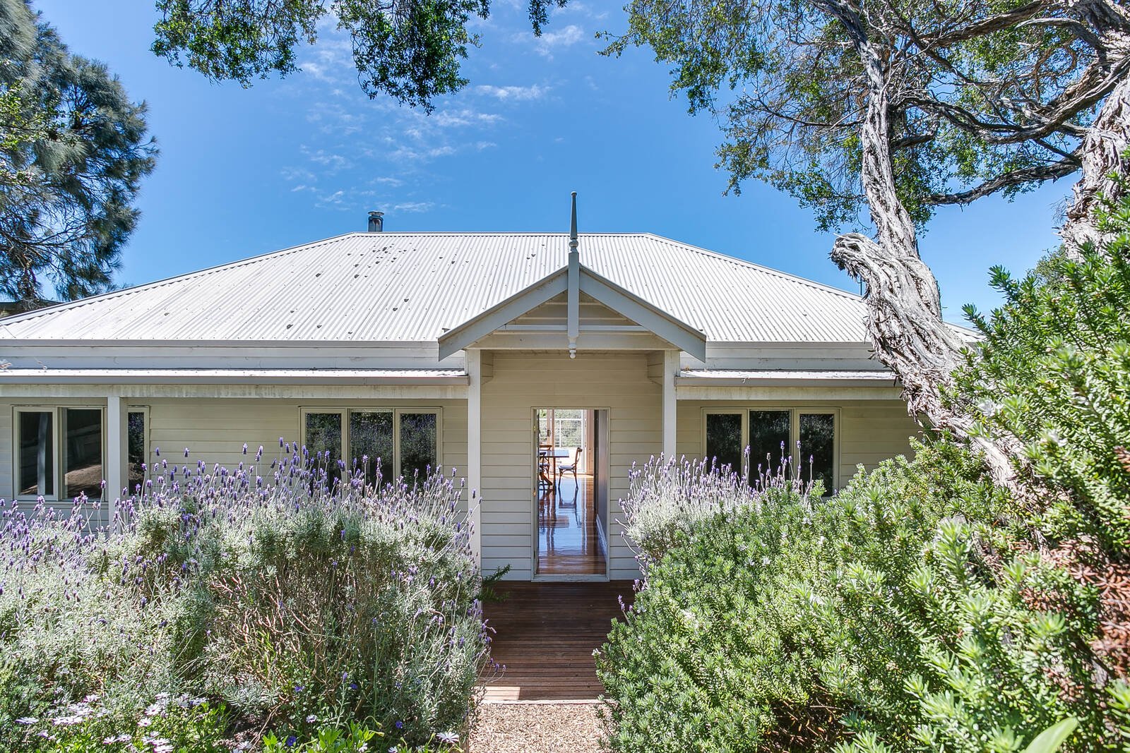 Property Gallery - Main Image