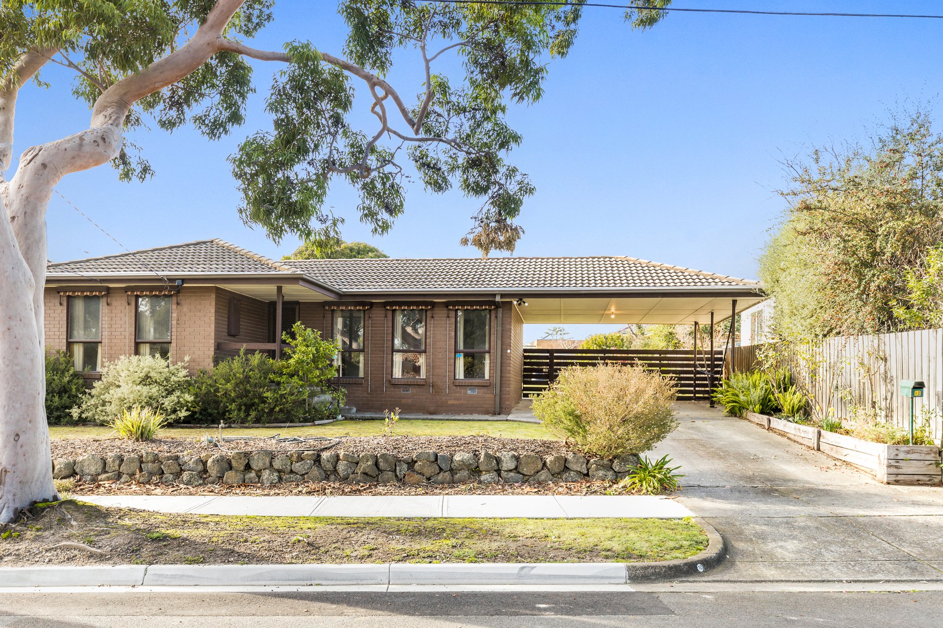 10 Felicia Grove, Forest Hill image 1