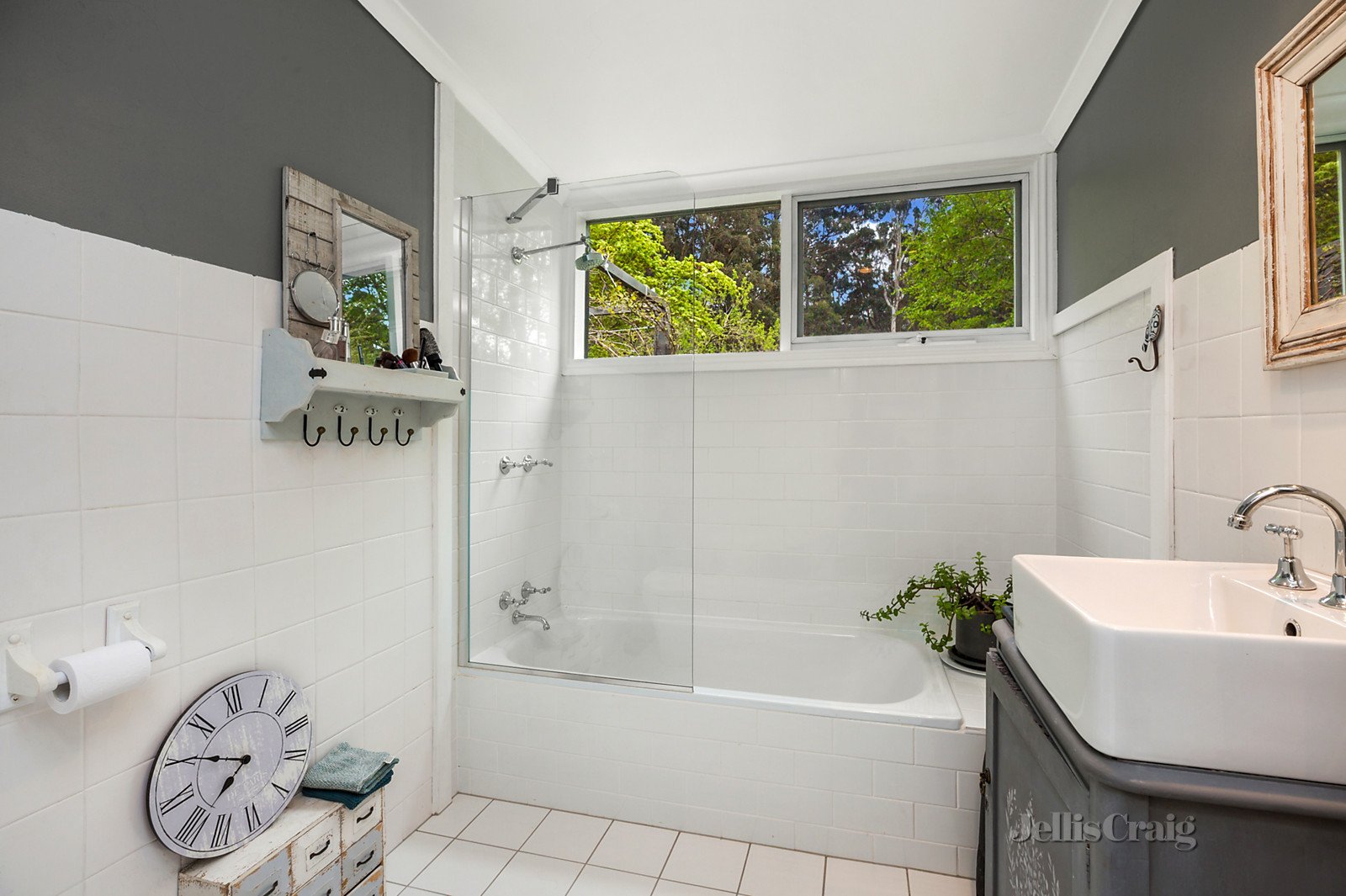 10 Fern Road, Little&nbsp;Hampton image 8