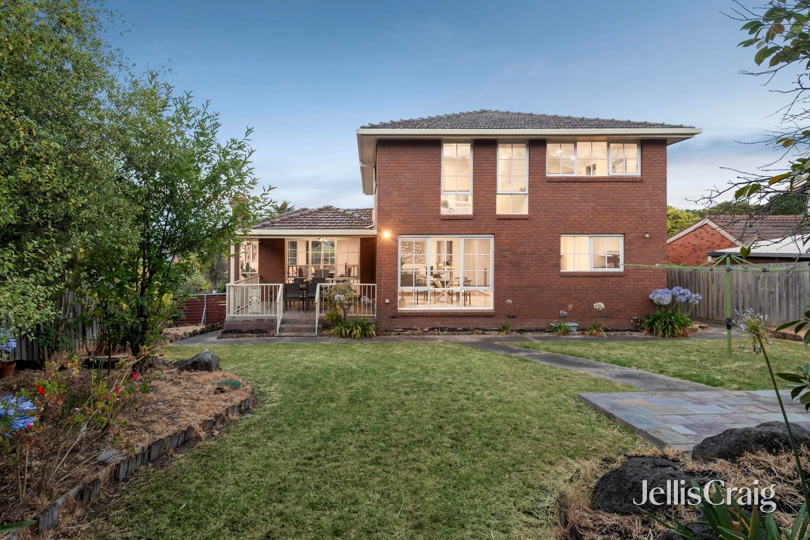 10 Fernlea Crescent, Doncaster&nbsp;East image 11