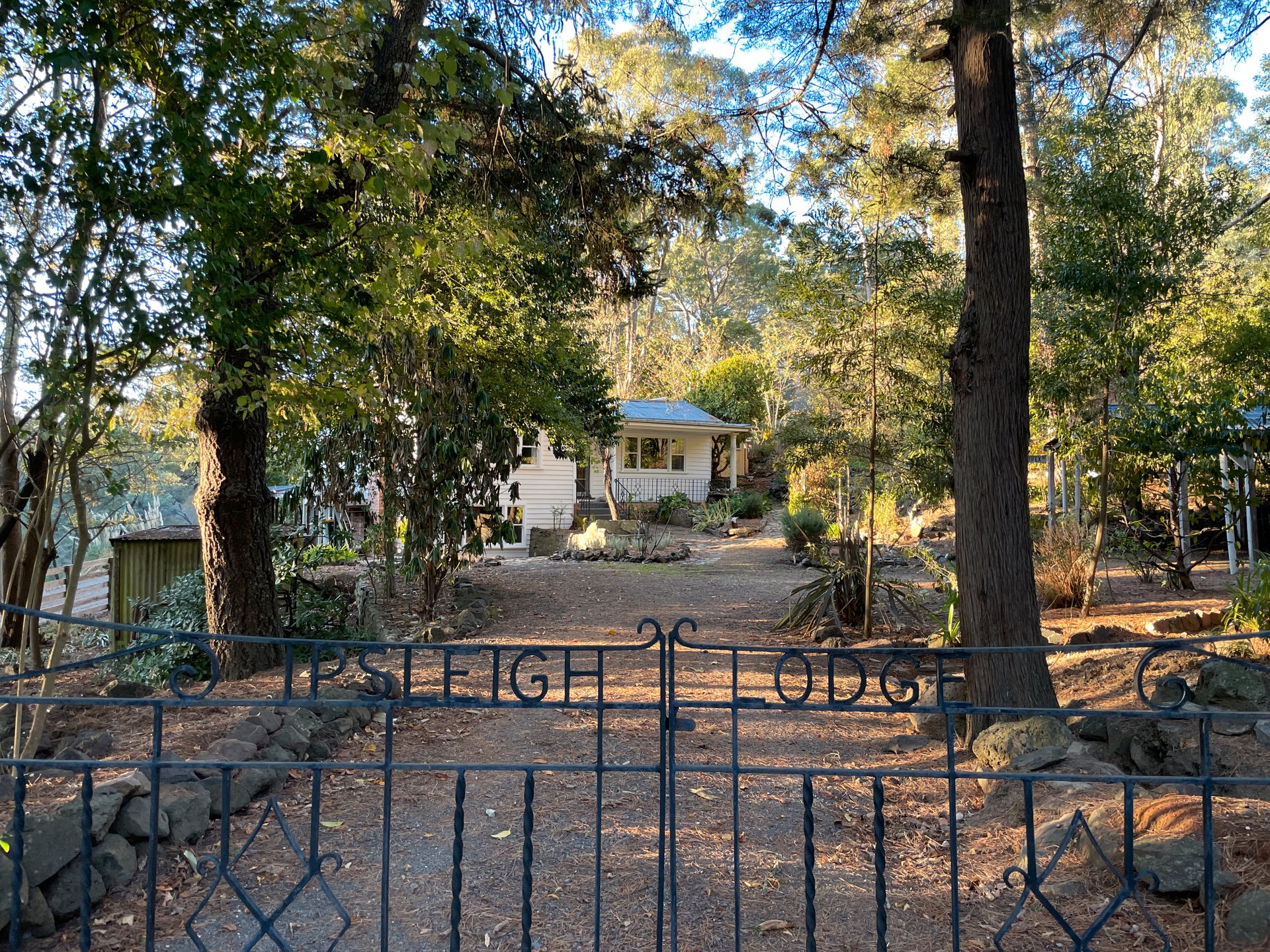 10 Fifth Street, Hepburn Springs image 1
