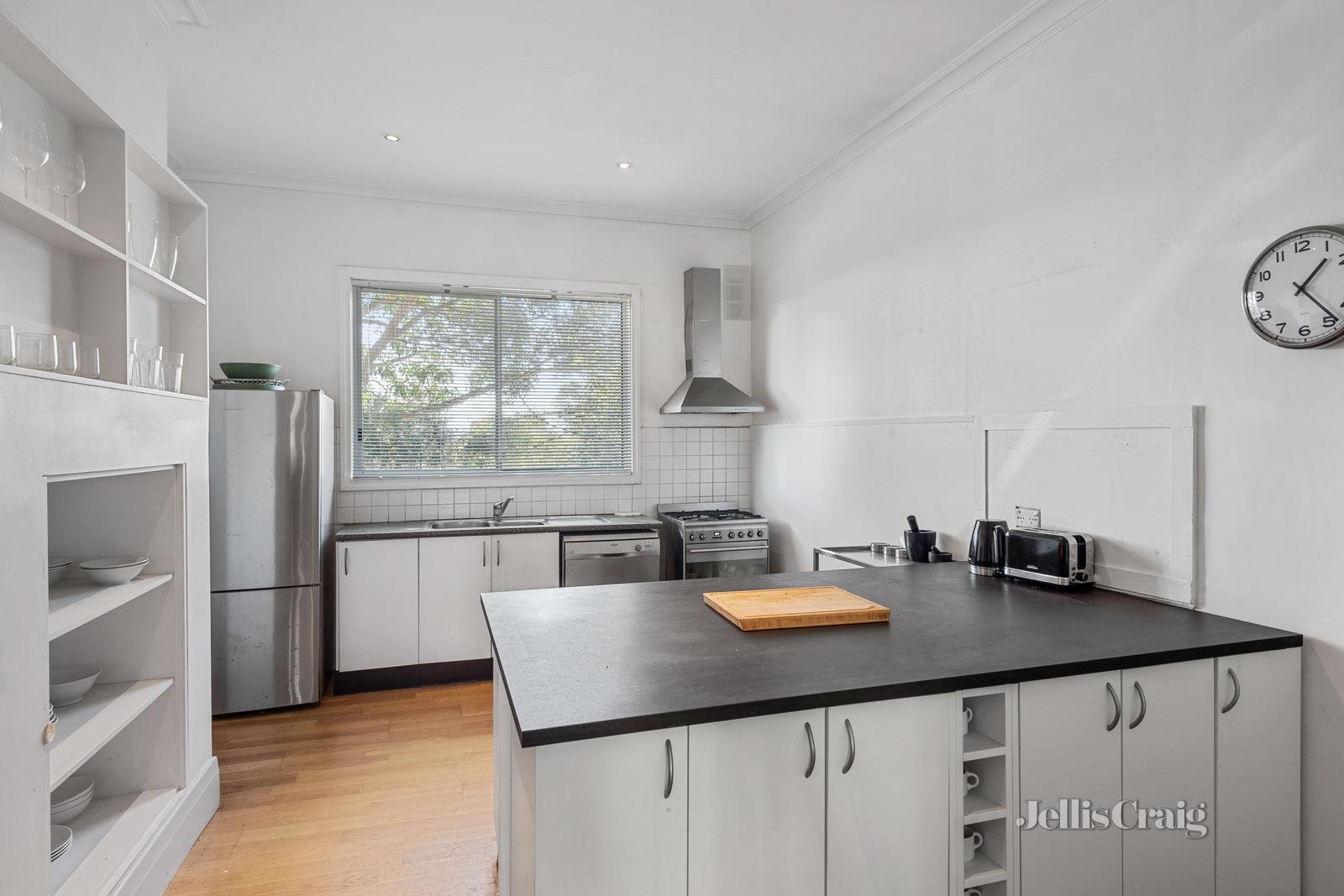 10 First Avenue, Kew image 6