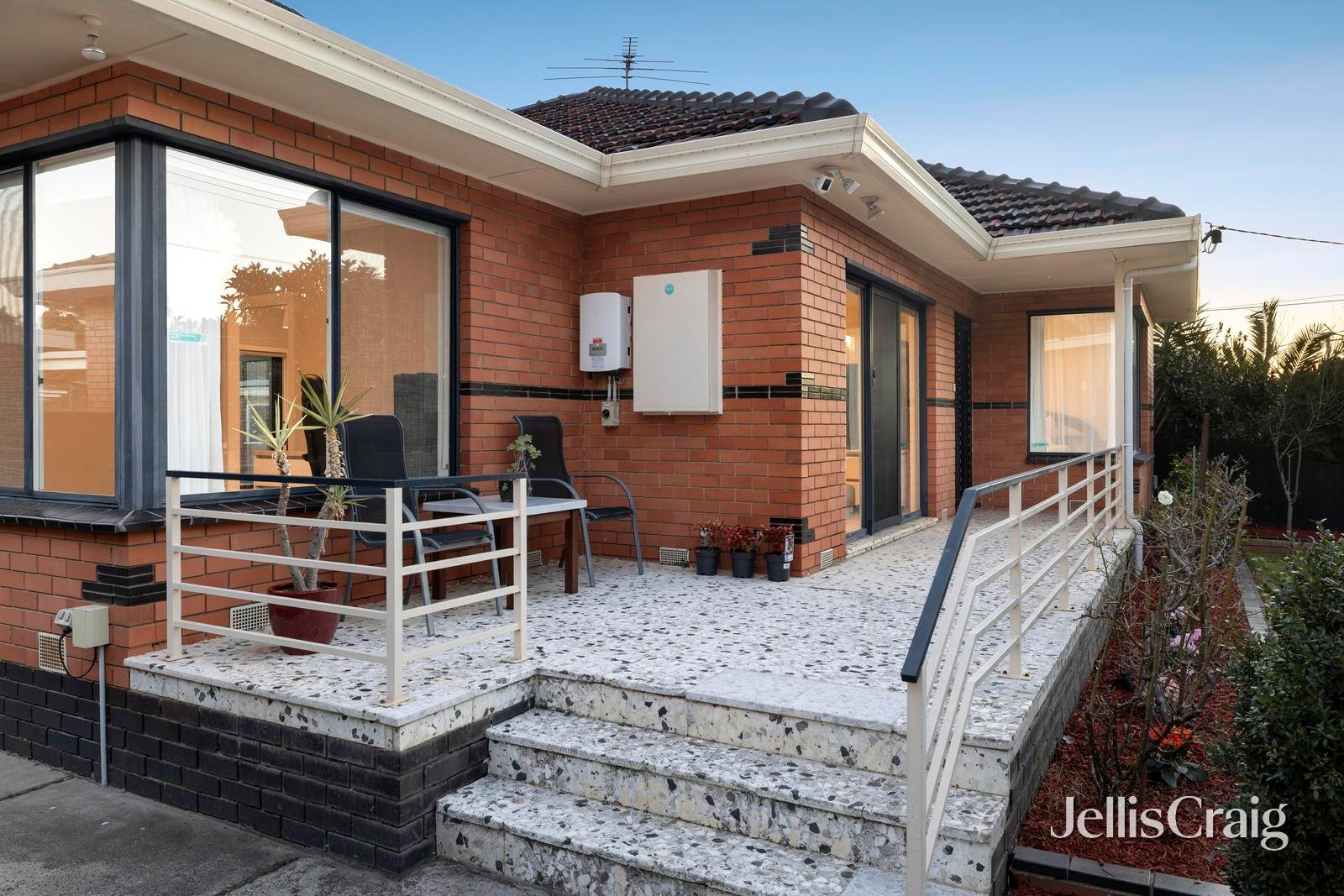 10 Florence Street, Bentleigh&nbsp;East image 2