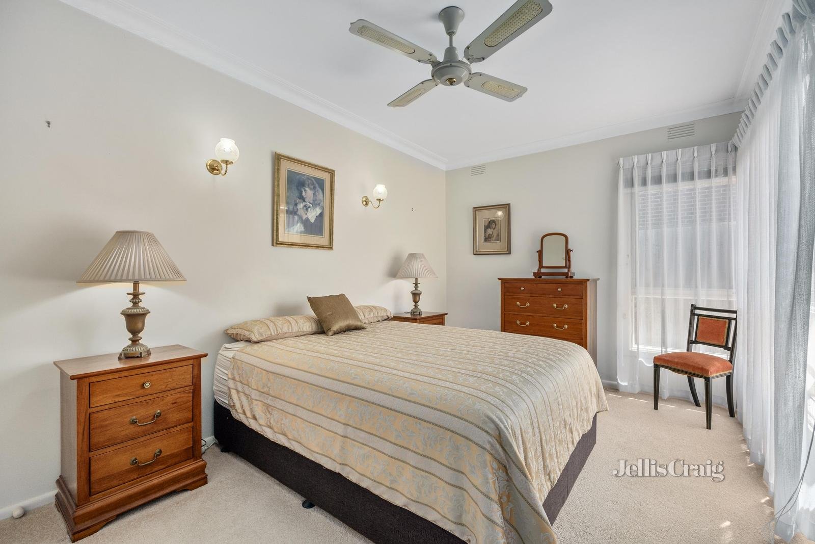 10 Folkestone Road, Glen&nbsp;Waverley image 6