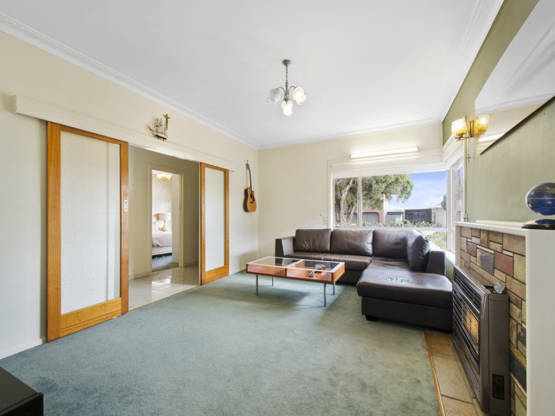 10 Freemans Road, Altona North image 3