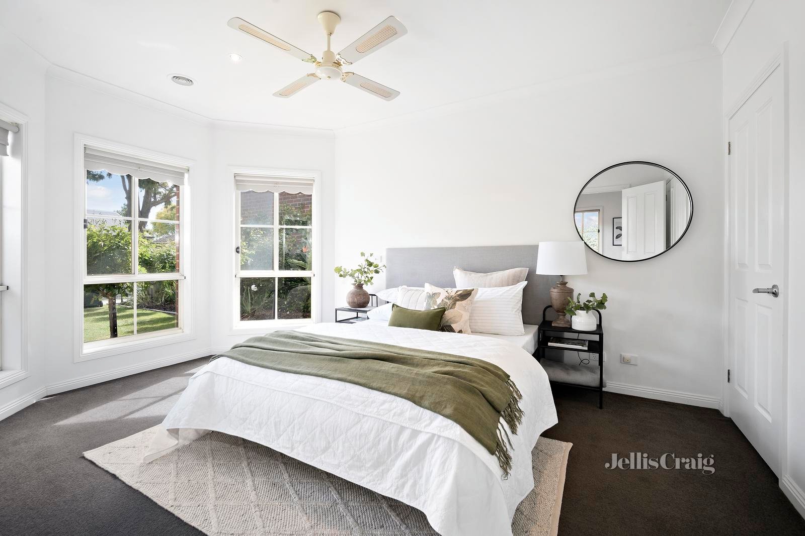 10 Garden Court, Lake Gardens image 5