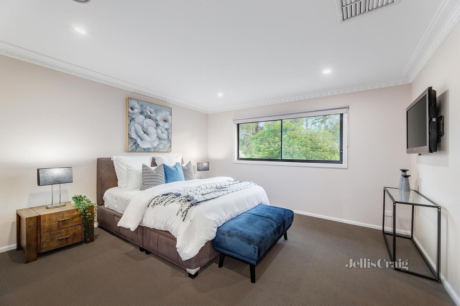 10 Garie Street, Blackburn image 9