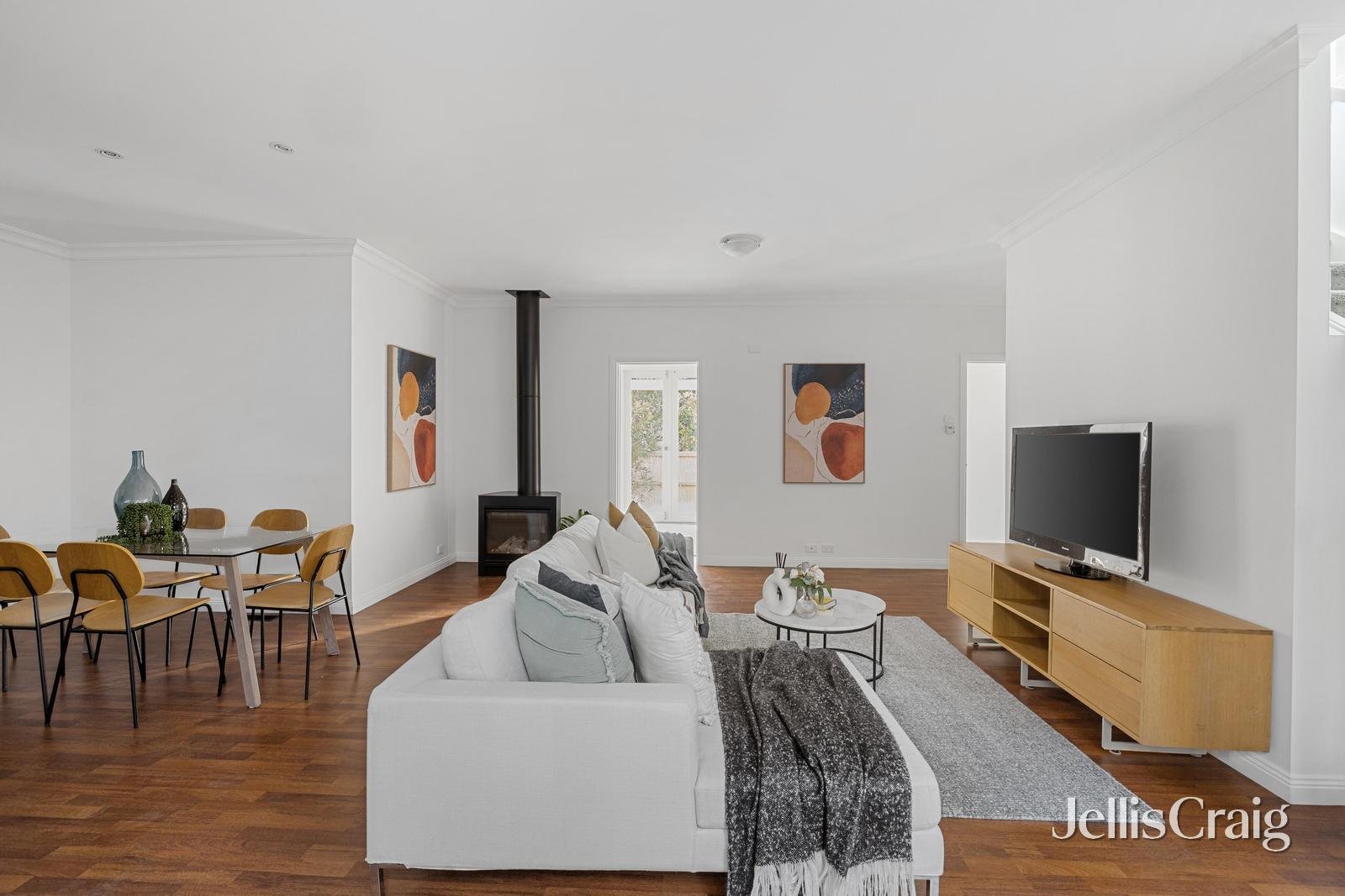10 Glen Iris Road, Camberwell image 2