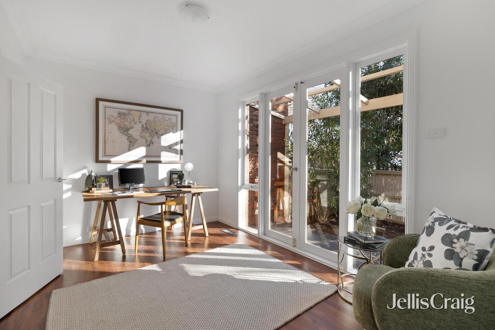 10 Glen Iris Road, Camberwell image 4