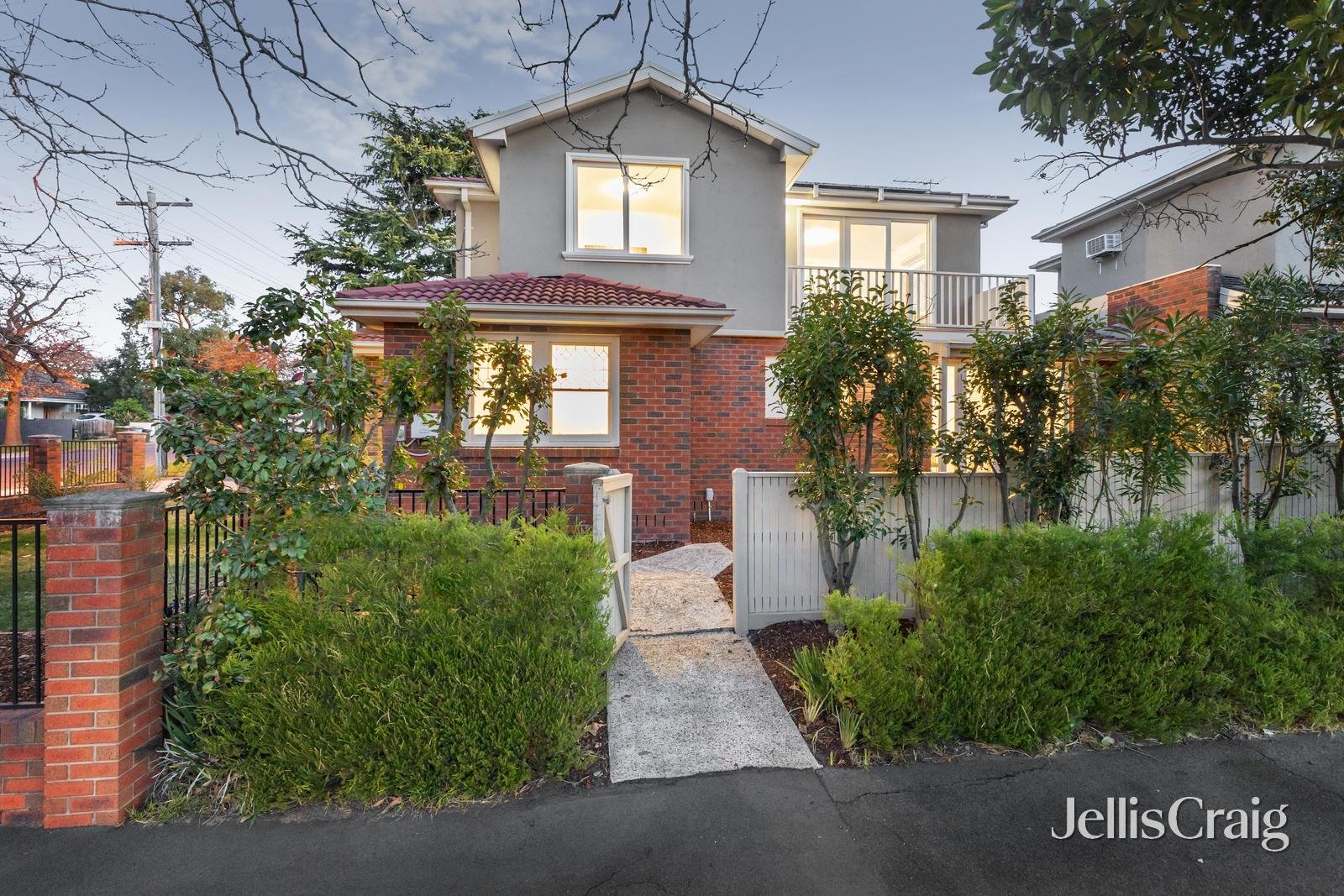 10 Glen Iris Road, Camberwell image 8