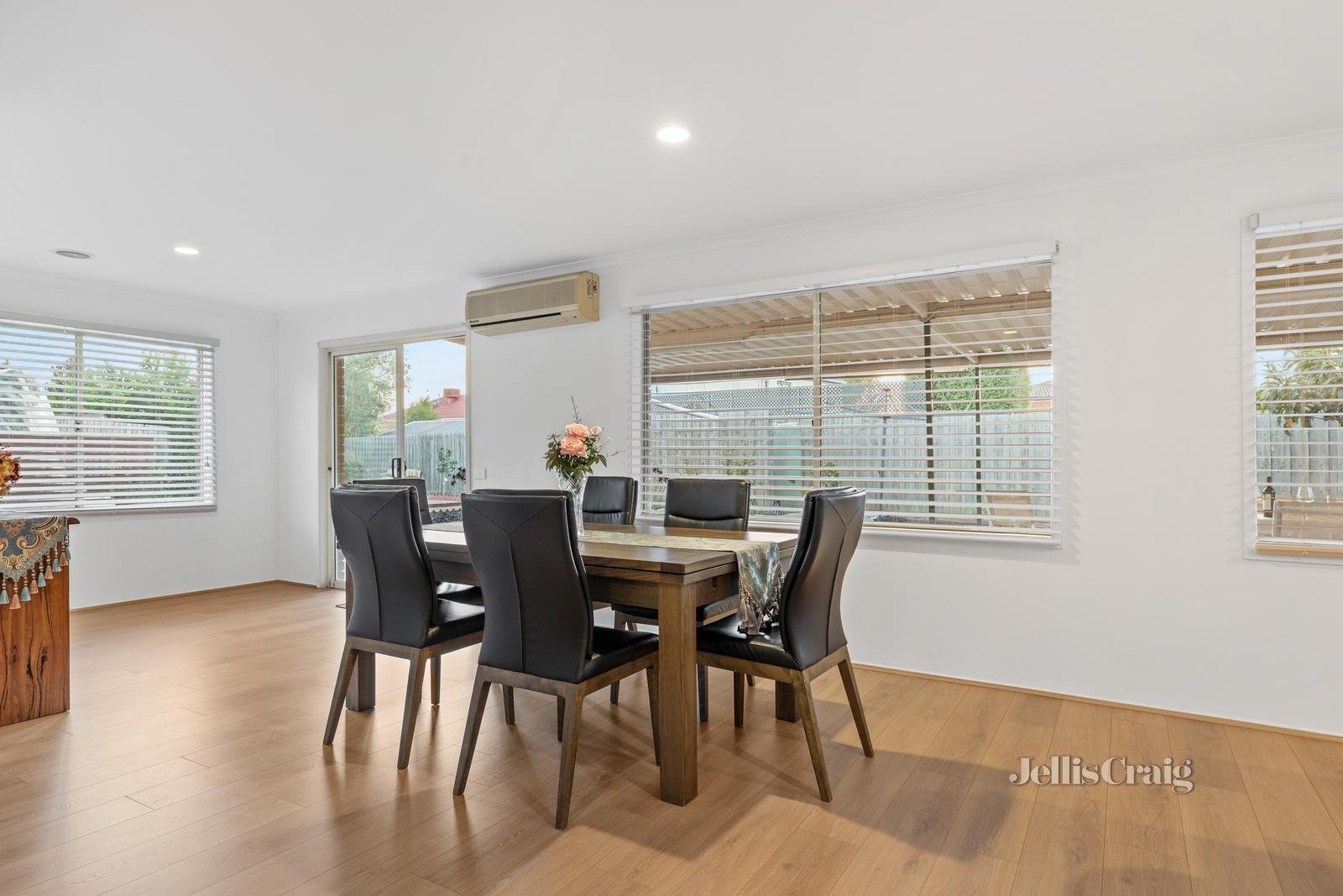 10 Gleneagles Court, Rowville image 3