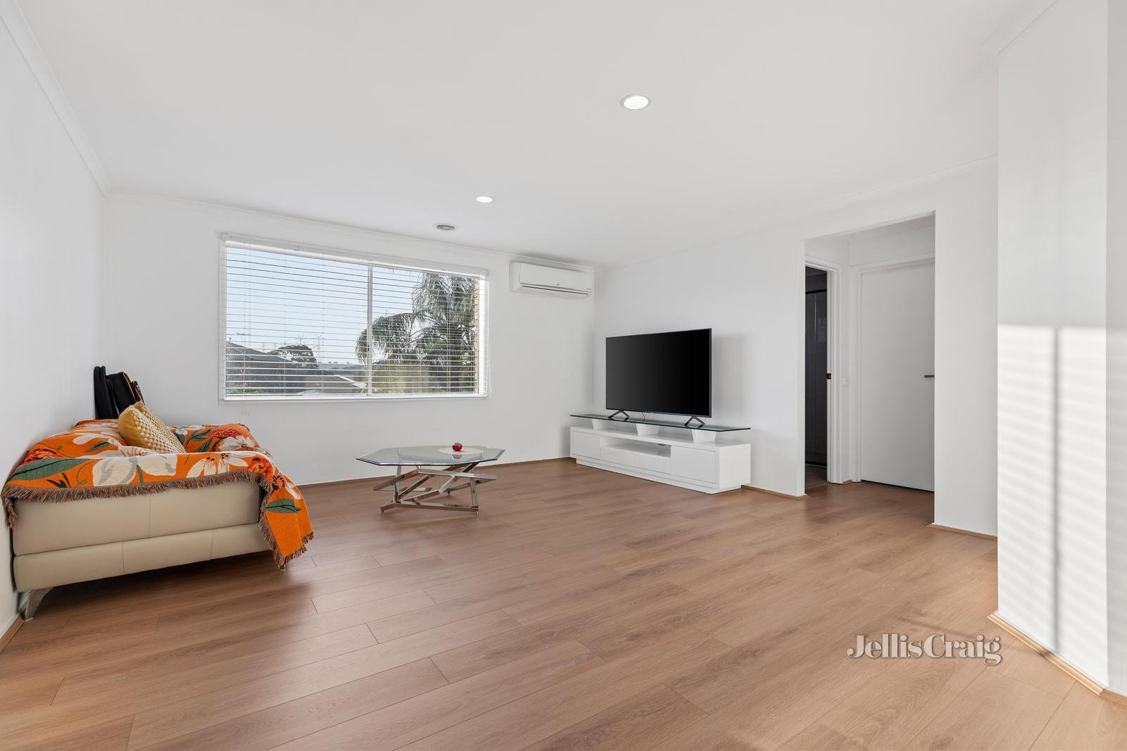 10 Gleneagles Court, Rowville image 7